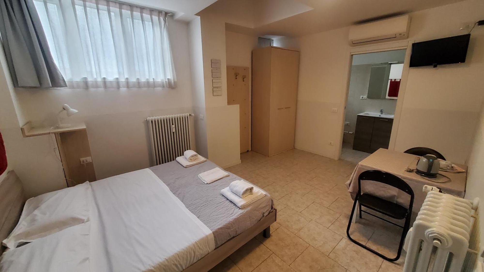 Hb Bonomelli 15 Hotel Bergamo Kültér fotó