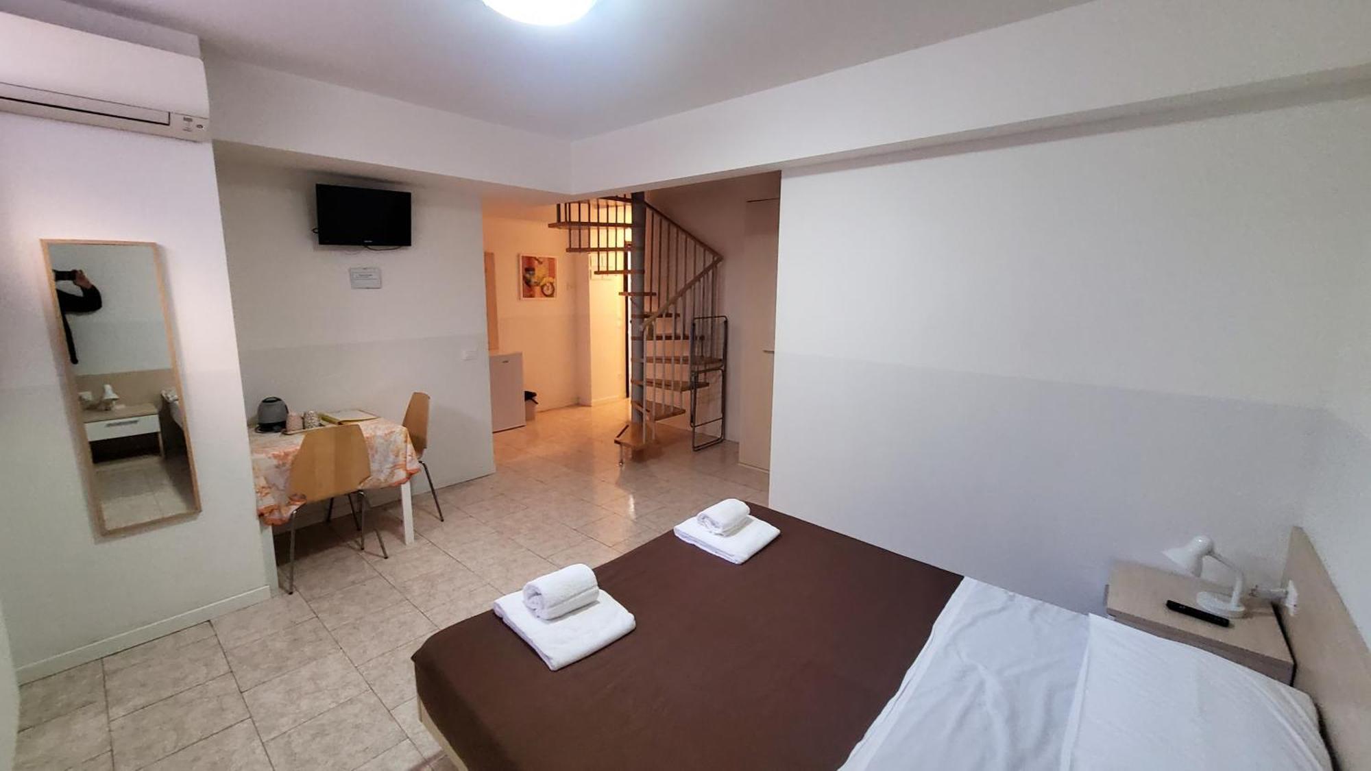 Hb Bonomelli 15 Hotel Bergamo Kültér fotó