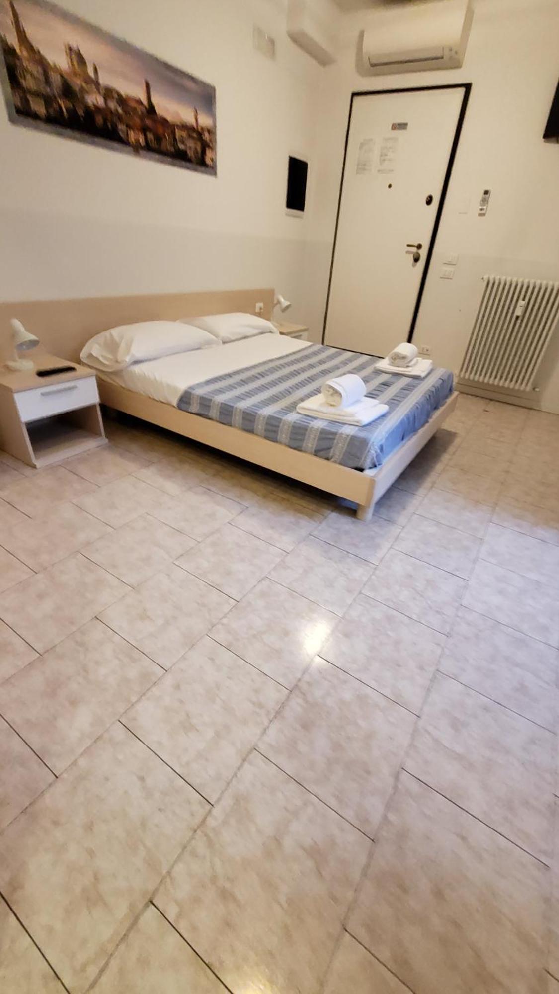 Hb Bonomelli 15 Hotel Bergamo Kültér fotó