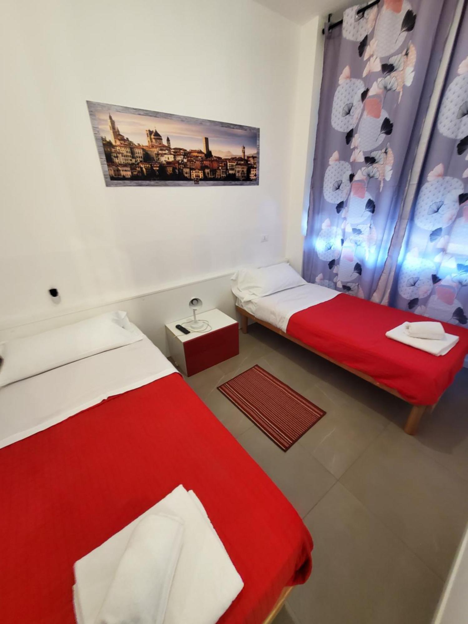 Hb Bonomelli 15 Hotel Bergamo Kültér fotó